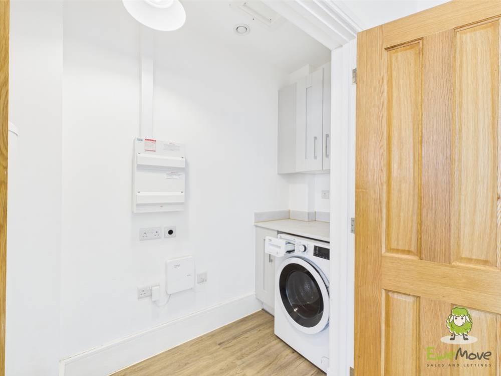 Utility Emily Dimelow Ewemove Whitchurch and Nantw