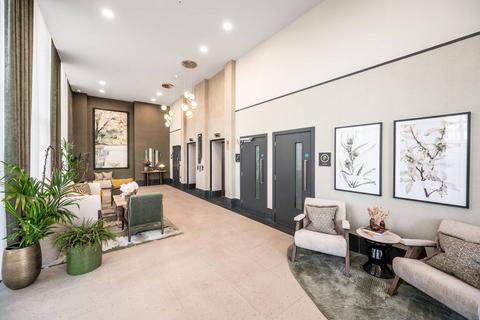 2 bedroom flat for sale, Silkstream, Hendon, London, NW9