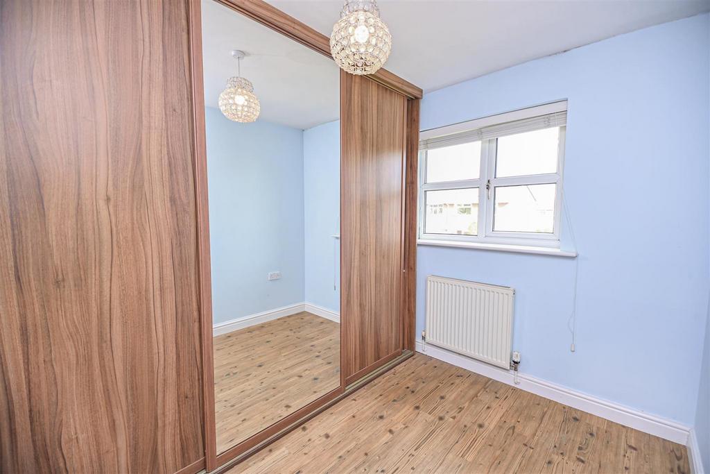 2 St Mary's Court Bedroom 5.jpg