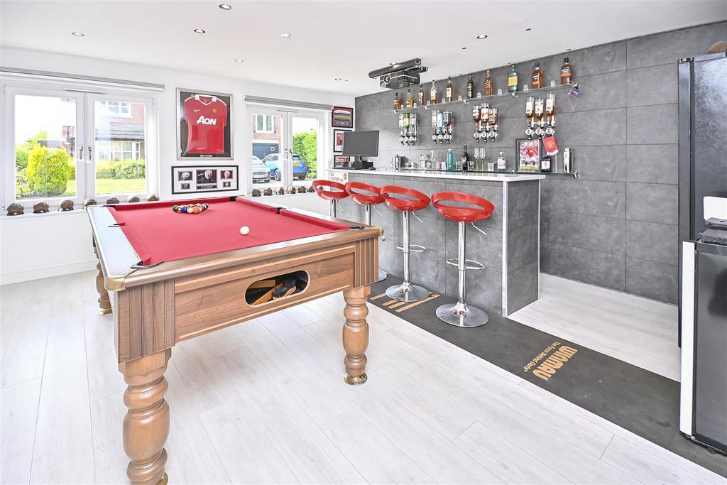 2 St Mary's Court Games Room (1).jpg