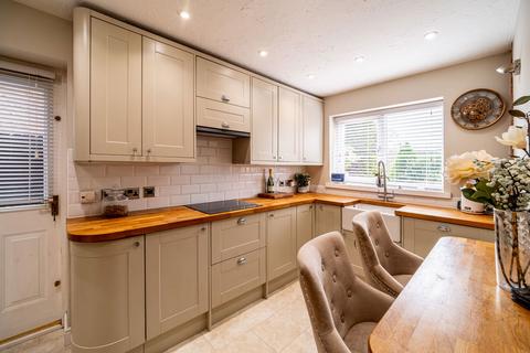 27 Adelaide Drive, Cannock, WS12 2GP