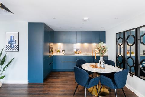 2 bedroom flat for sale, Plot 4.05 at Grand Avenue, King's House Hove, Grand Avenue, Hove BN3