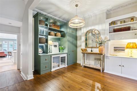 33 Winfrith Road, London, SW18 3BE