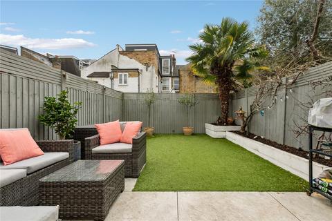 33 Winfrith Road, London, SW18 3BE