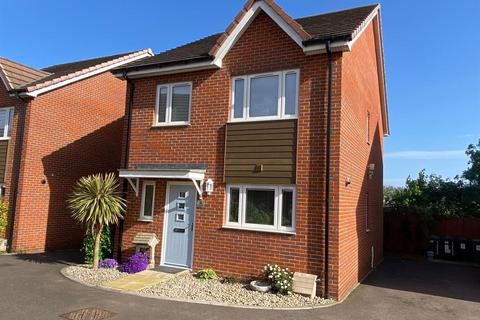 8 Oakthorpe, Hampton Centre, Peterborough, PE7 8PJ