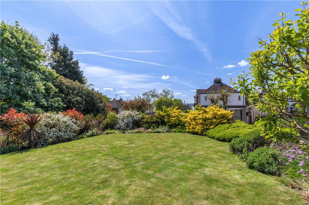 Lawned Garden