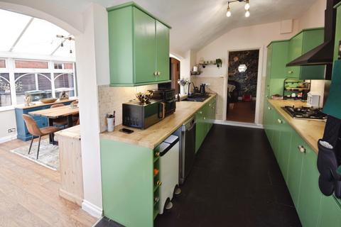 4 bedroom semi-detached house for sale, Derby Avenue, Skegness PE25