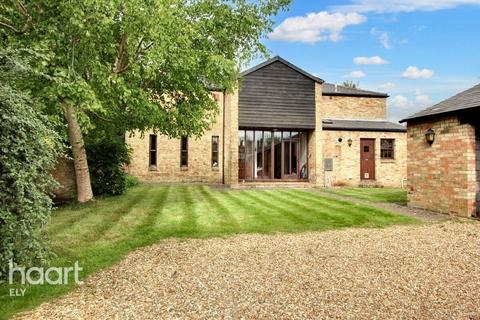 5 bedroom barn conversion for sale, High Street, Stretham