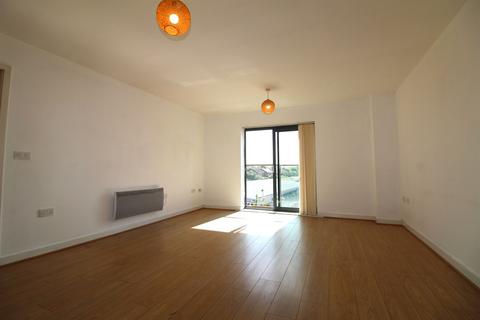 2 bedroom flat for sale, Bouverie Court, Leeds