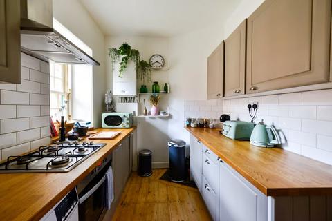 1 bedroom flat to rent, Well Court, Dean Path, Dean Village, Edinburgh, EH4