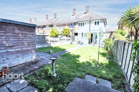 153 Usk Road, Aveley, South Ockendon, RM15 4NT
