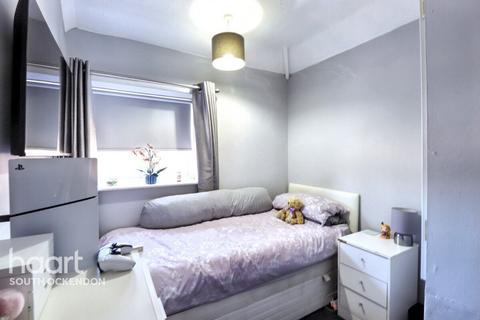153 Usk Road, Aveley, South Ockendon, RM15 4NT