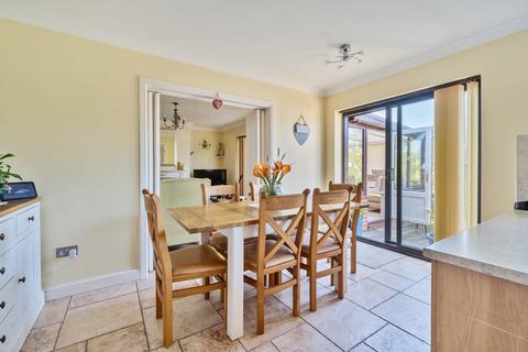 14 Brookfield Drive, Colyton, EX24 6TN