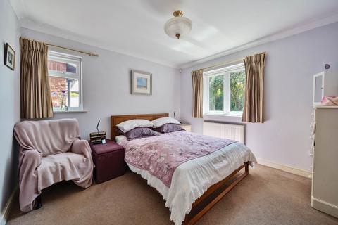 14 Brookfield Drive, Colyton, EX24 6TN