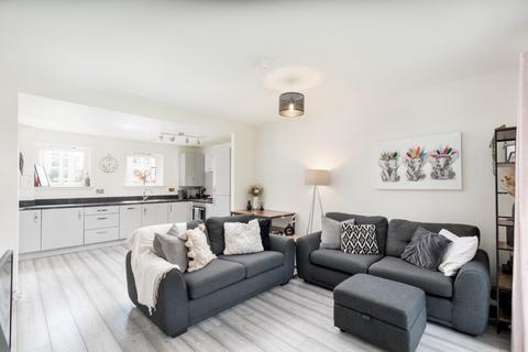 Flat 3, 1 Broomview Path, Edinburgh, EH11 4FH