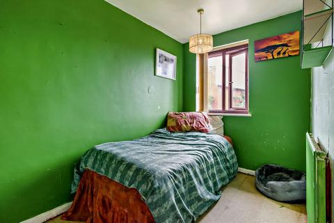 12 Hurlfield Road, Sheffield, S12 2SB