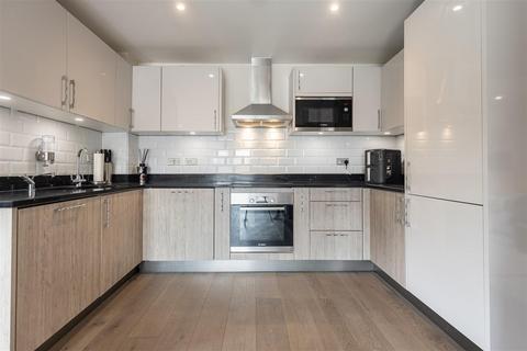 2 bedroom flat for sale, The Old Court House, Star Lane, Epping