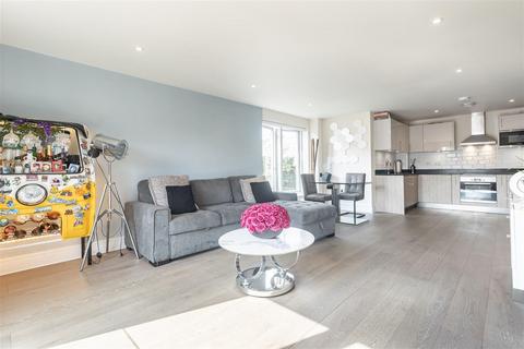 2 bedroom flat for sale, The Old Court House, Star Lane, Epping