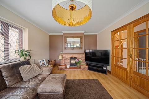6 bedroom detached bungalow for sale, Kenwood Avenue, Longfield DA3