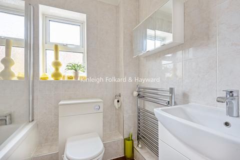 21 Orchard Road, Farnborough, Orpington, BR6 7BP