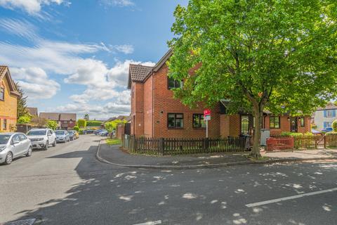 21 Orchard Road, Farnborough, Orpington, BR6 7BP