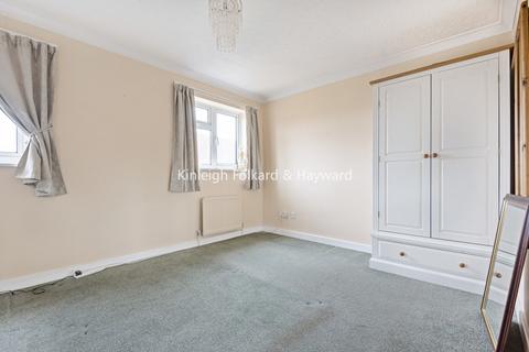 21 Orchard Road, Farnborough, Orpington, BR6 7BP