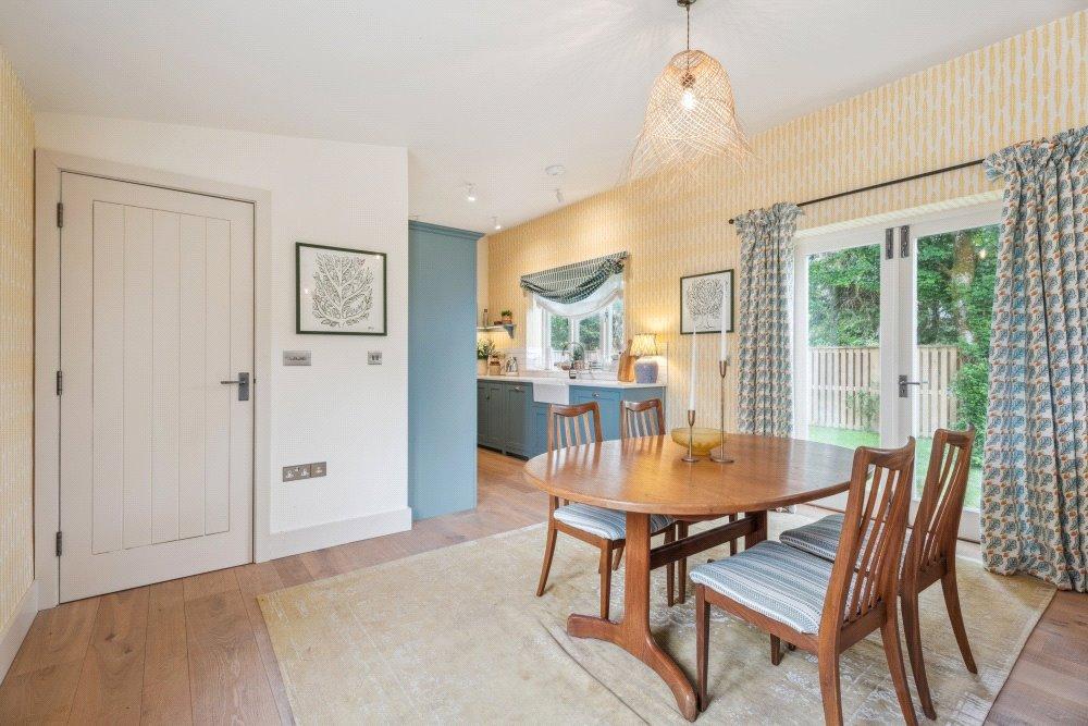 Kitchen/Dining