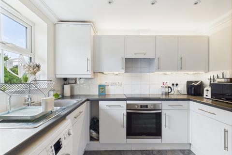 27 Old Mill Place, Wraysbury, Staines-upon-thames, TW19 5LY