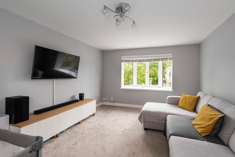 8 Heathlee Road, Dartford, DA1 3PW