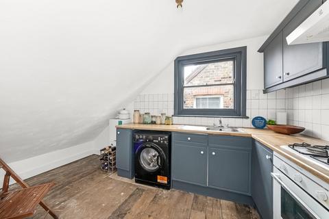 2 bedroom flat for sale, Deerbrook Road, Herne Hill, London, SE24