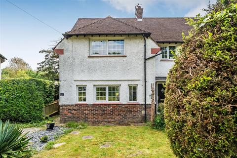 3 bedroom end of terrace house for sale, Eastbourne Road, South Godstone