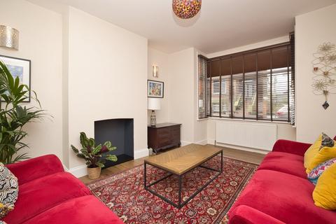 4 bedroom semi-detached house for sale, Belmont Road, Broadstairs, Kent, CT10