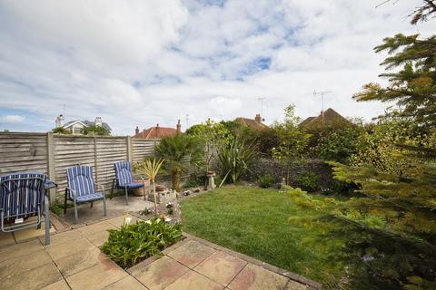 4 bedroom semi-detached house for sale, Belmont Road, Broadstairs, Kent, CT10