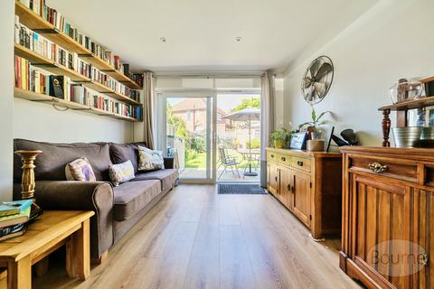7 Rydes Hill Road, Guildford, GU2 9ST