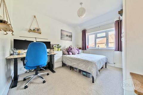 7 Rydes Hill Road, Guildford, GU2 9ST