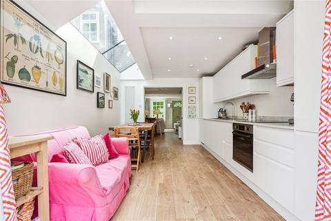 45 Railway Side, London, SW13 0PN