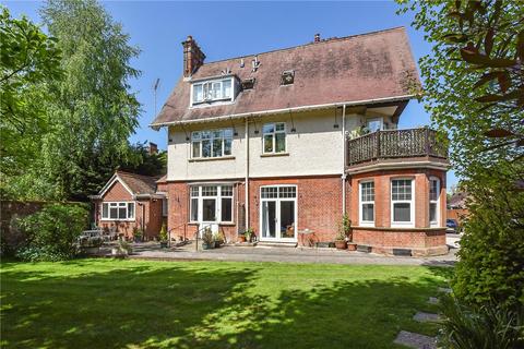 2 bedroom apartment for sale, Heath Road, Petersfield, Hampshire, GU31