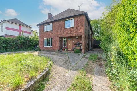 2 bedroom flat for sale, Weybourne Road, Farnham GU9
