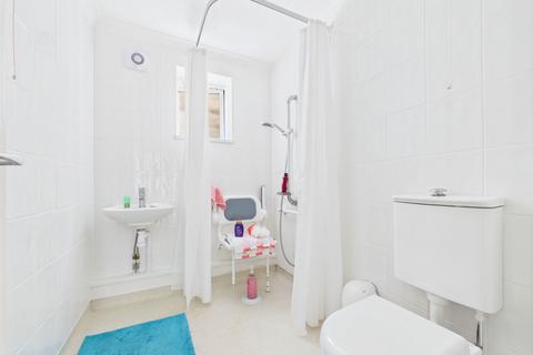 1 bedroom flat for sale, Beech Grove, Old Salts Farm Road, BN15 8PZ