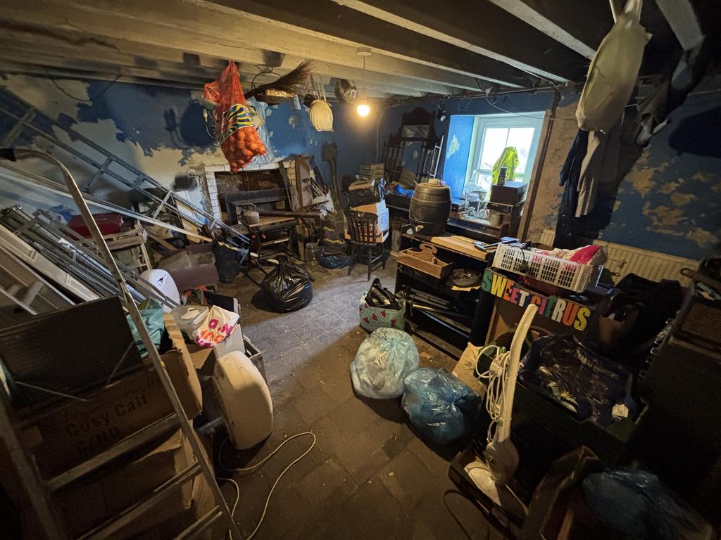 Cellar room 1