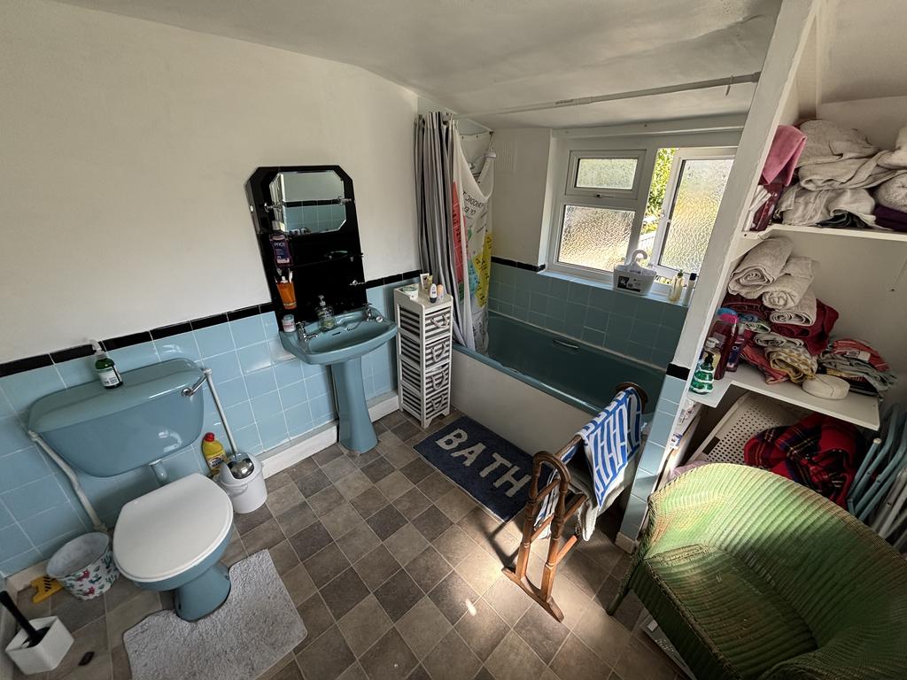 Family bathroom