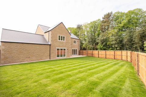 5 bedroom detached house for sale, Normanhurst Park, Matlock DE4