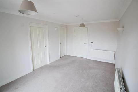 1 bedroom flat for sale, Malmesbury Road, Chippenham