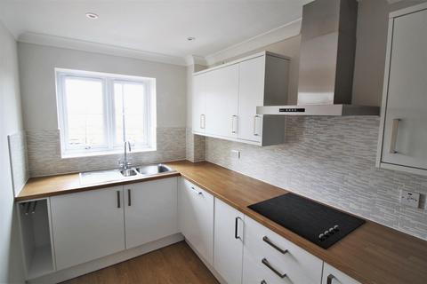 1 bedroom flat for sale, Malmesbury Road, Chippenham