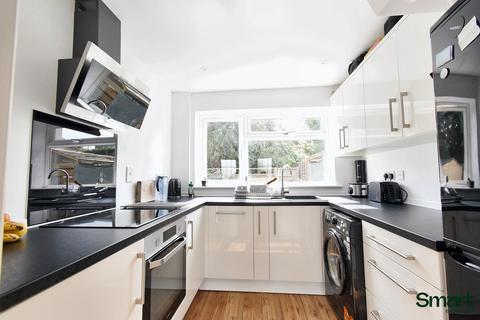 undefined, Exeter EX4