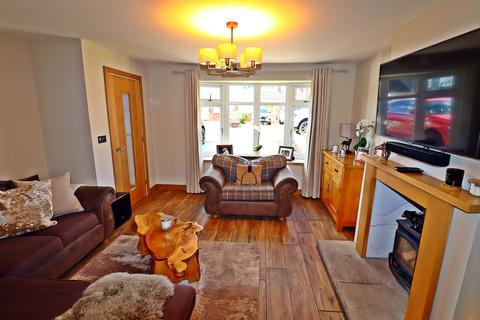 3 Cargill Close, Beddau, Pontypridd, CF38 2RU