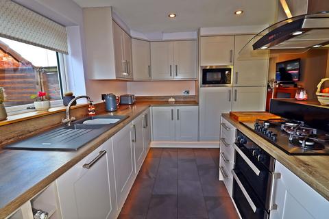 3 Cargill Close, Beddau, Pontypridd, CF38 2RU