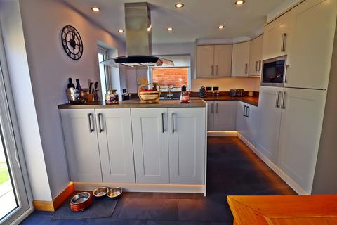 3 Cargill Close, Beddau, Pontypridd, CF38 2RU