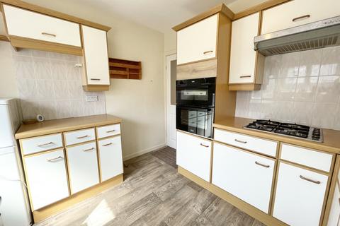 2 bedroom bungalow for sale, Blenheim Drive, Thornton FY5