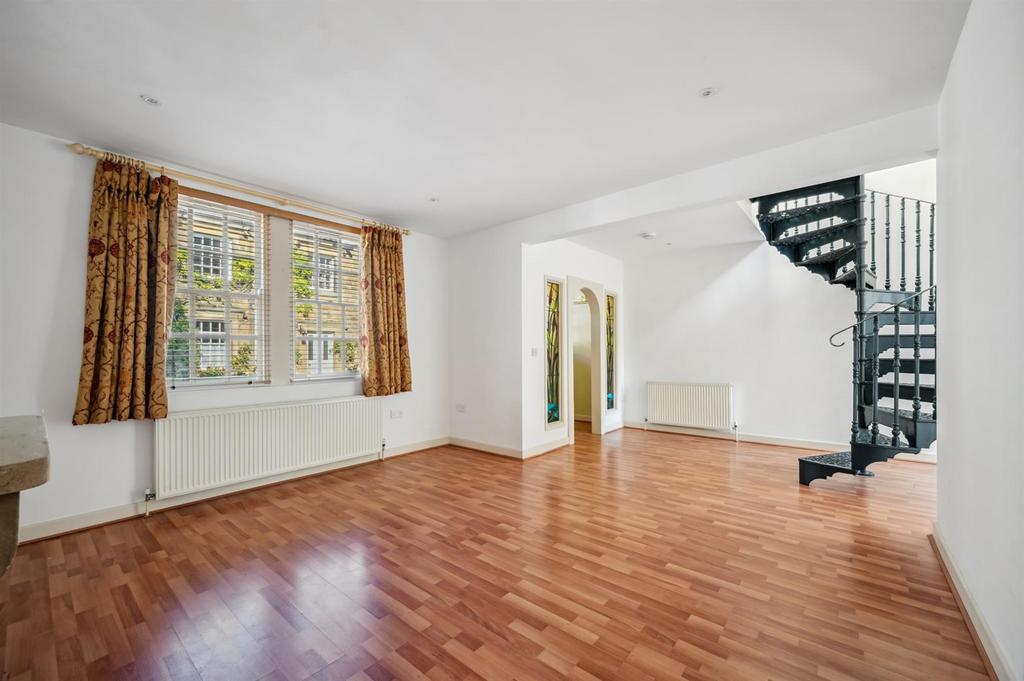 DSC 1334 copy.jpg